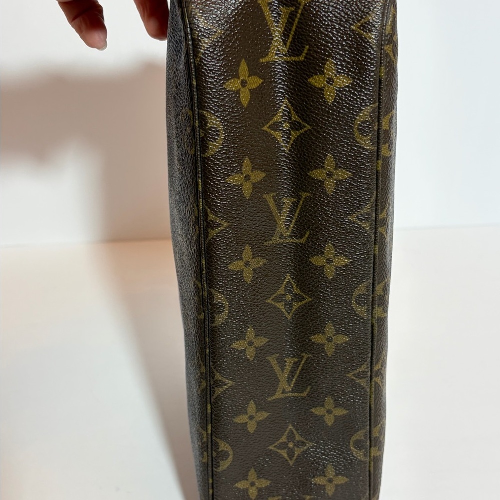 Louis Vuitton Trousse 28 Bag - Picture 5 of 10